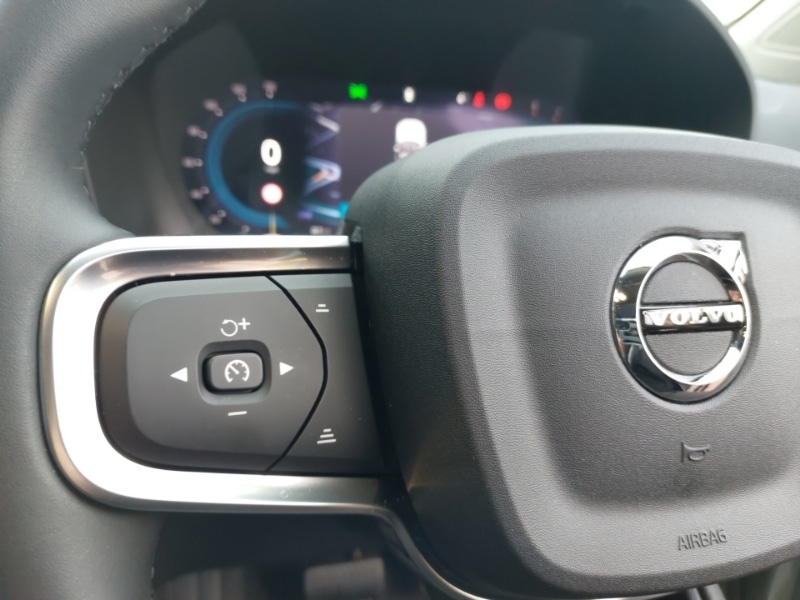 Used Volvo XC40 2024 for sale - 76427553: Photo 14