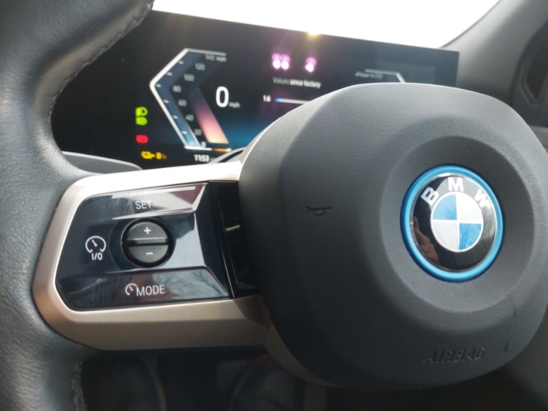 Used BMW iX 2022 for sale - 77874280: Photo 15