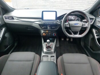 Used Ford Focus 2022 for sale - 76369701: Photo