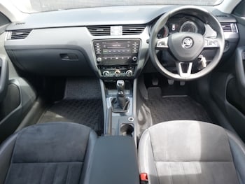 Used Skoda Octavia 2017 for sale - 78778216: Photo