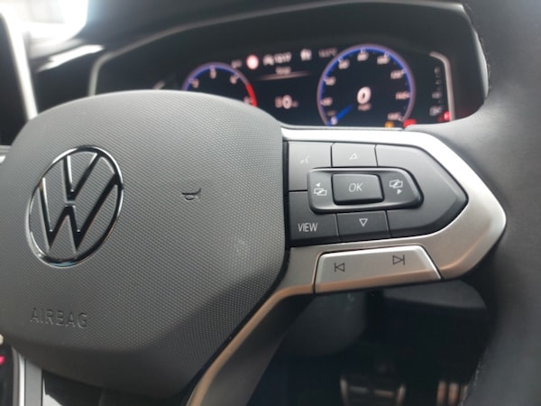 Used Volkswagen T-Roc 2024 for sale - 75295232: Photo 16