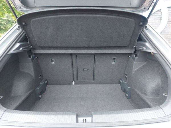 Used Volkswagen T-Roc 2024 for sale - 75295232: Photo 8