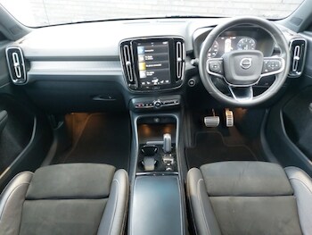 Used Volvo XC40 2021 for sale - 77495242: Photo