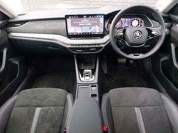 Used Skoda Octavia 2024 for sale - 77357949: Photo