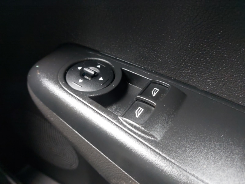 Used Ford Transit Courier 2023 for sale - 78032620: Photo 18