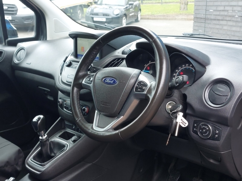 Used Ford Transit Courier 2023 for sale - 78032620: Photo 2