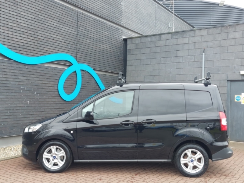 Used Ford Transit Courier 2023 for sale - 78032620: Photo 4