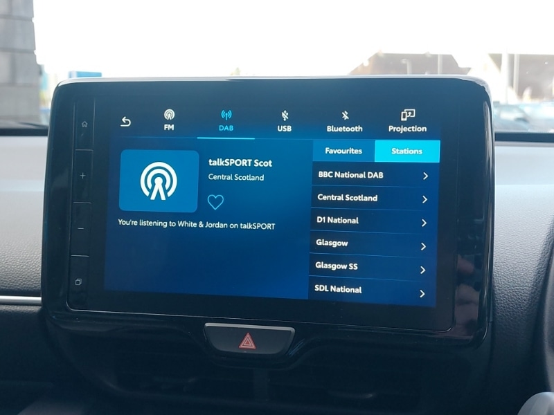 Used Mazda Mazda2 HYBRID 2024 for sale - 76354477: Photo 18