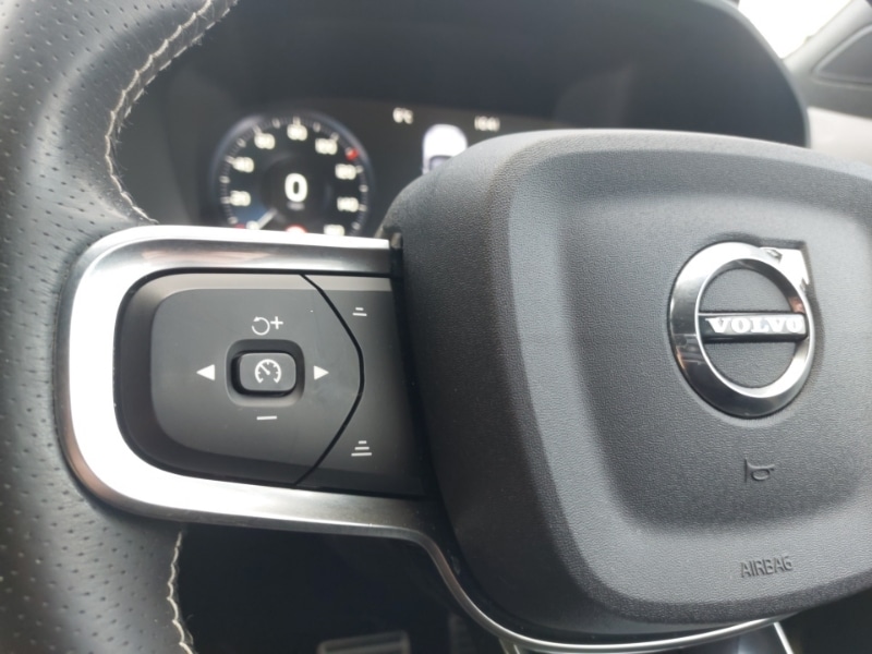 Used Volvo XC40 2021 for sale - 77530729: Photo 15