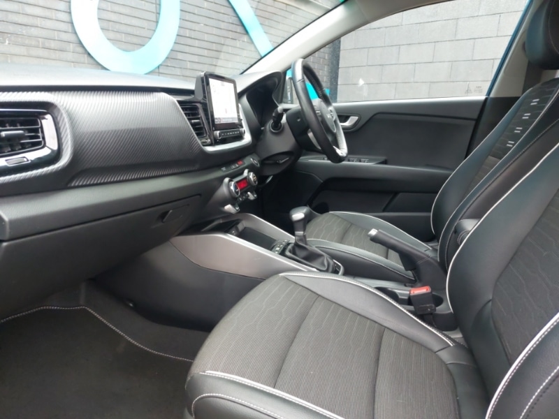 Used Kia Stonic 2023 for sale - 76160534: Photo 5