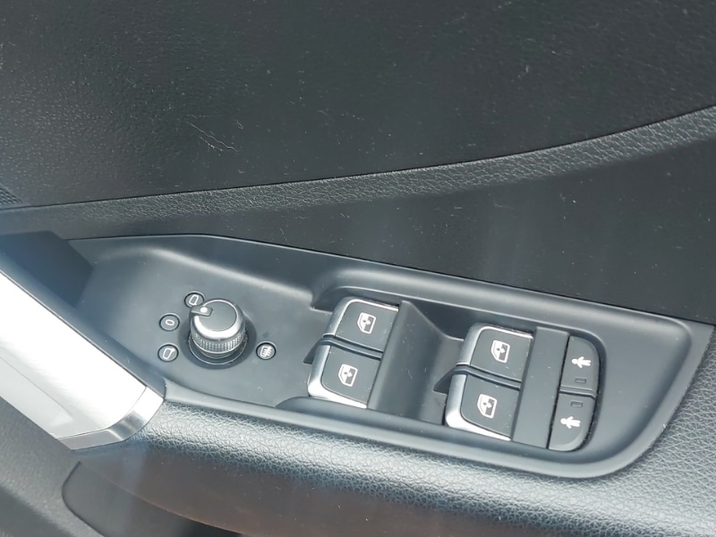 Used Audi Q2 2017 for sale - 76880309: Photo 12