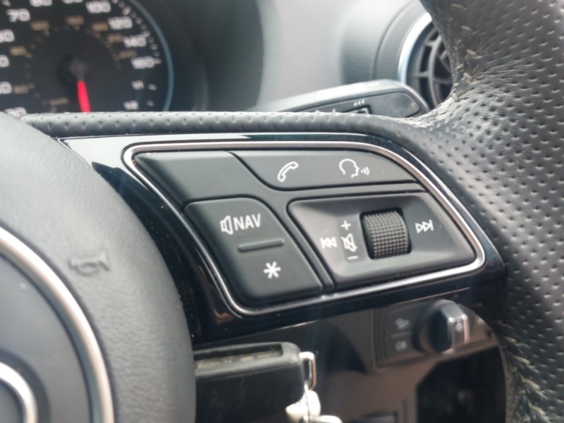 Used Audi Q2 2017 for sale - 76880309: Photo 17