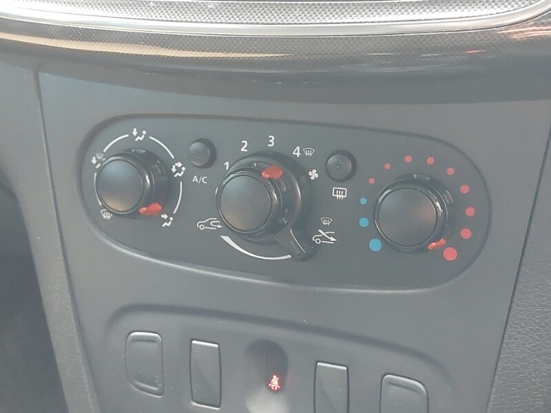 Used Dacia Sandero 2019 for sale - 77818408: Photo 18