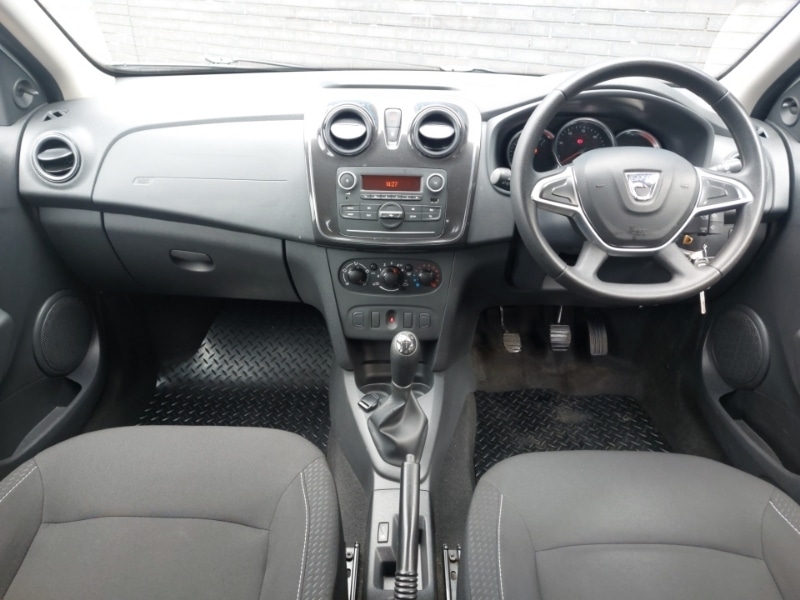 Used Dacia Sandero 2019 for sale - 77818408: Photo 2