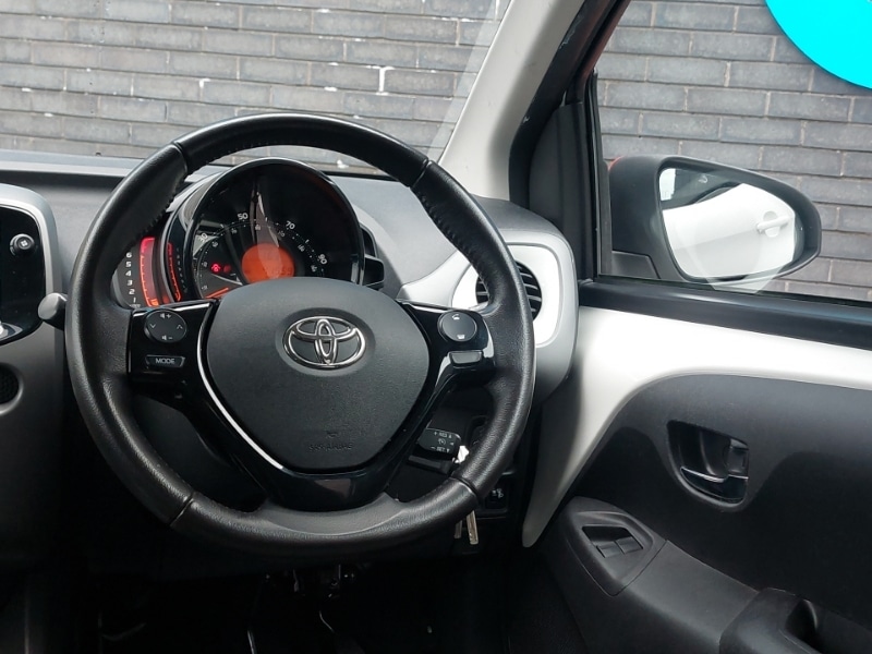 Used Toyota AYGO 2019 for sale - 76225890: Photo 10