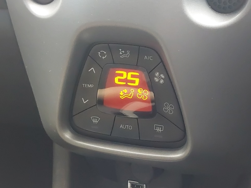 Used Toyota AYGO 2019 for sale - 76225890: Photo 17