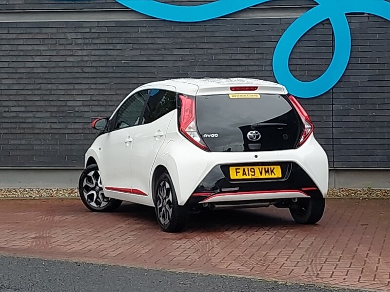 Used Toyota AYGO 2019 for sale - 76225890: Photo 3