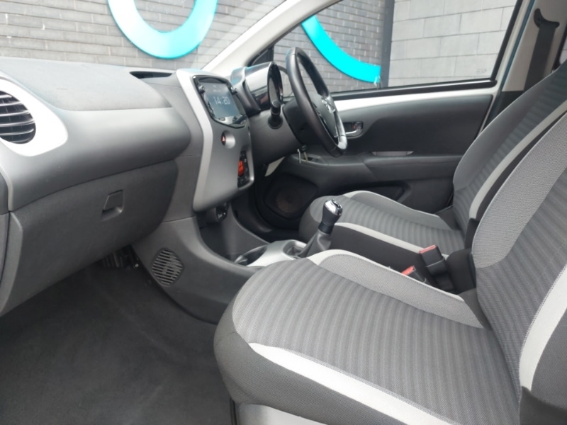 Used Toyota AYGO 2019 for sale - 76225890: Photo 5