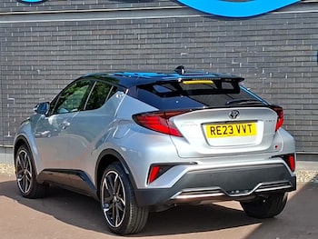 Used Toyota C-HR 2023 for sale - 79278629: Photo
