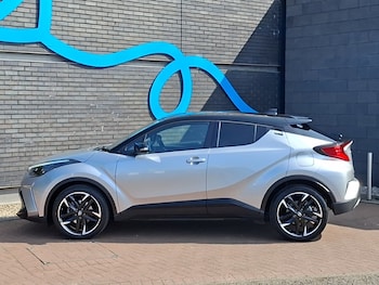 Used Toyota C-HR 2023 for sale - 79278629: Photo
