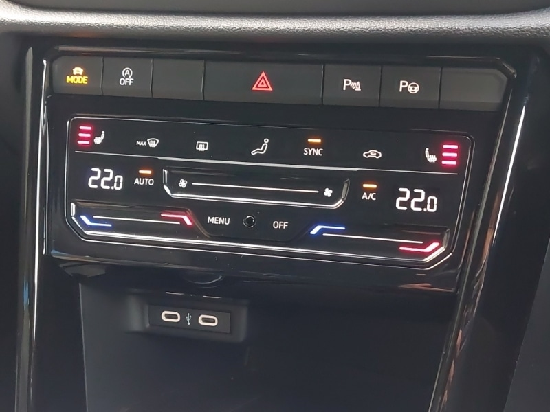 Used Volkswagen T-Roc 2025 for sale - 77126491: Photo 17