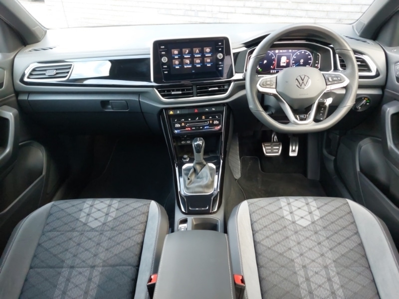 Used Volkswagen T-Roc 2025 for sale - 77126491: Photo 2