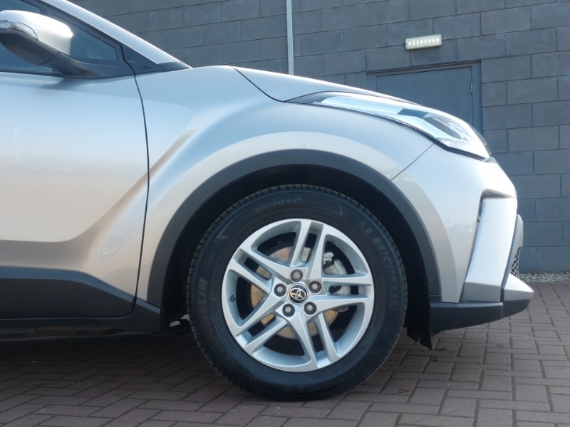 Used Toyota C-HR 2023 for sale - 77975026: Photo 14