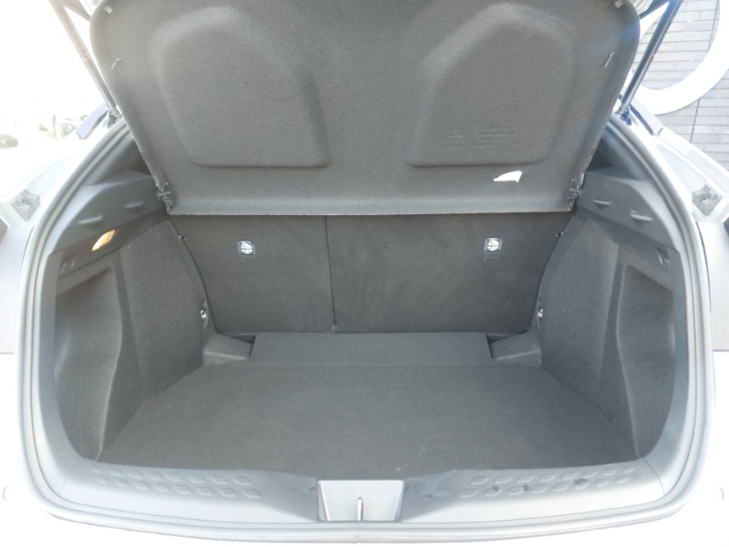 Used Toyota C-HR 2023 for sale - 77975026: Photo 8