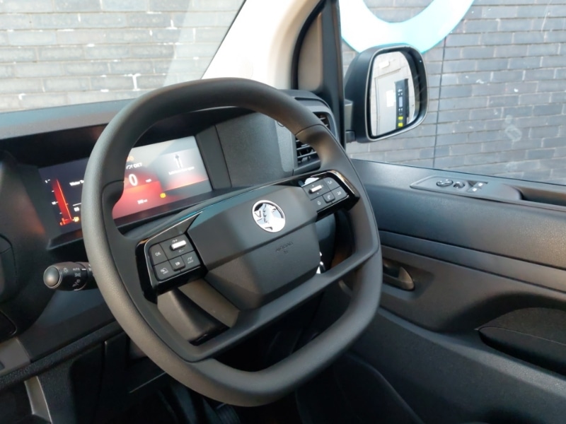 Used Vauxhall Vivaro 2024 for sale - 76721790: Photo 11