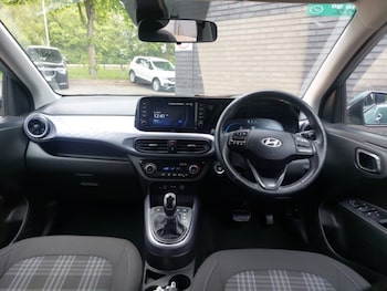 Used Hyundai i10 2024 for sale - 78693318: Photo