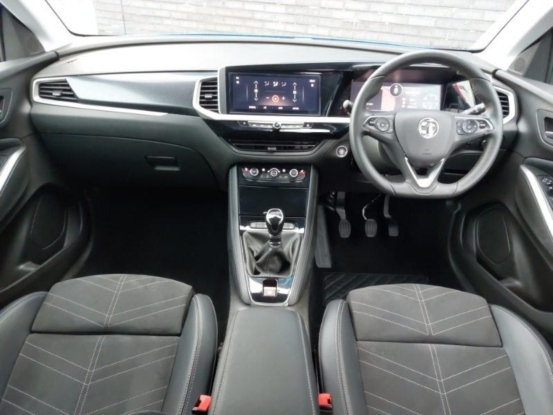 Used Vauxhall Grandland 2023 for sale - 76414622: Photo 2
