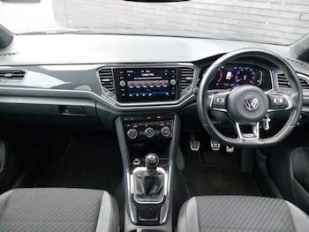 Used Volkswagen T-Roc 2019 for sale - 77264926: Photo