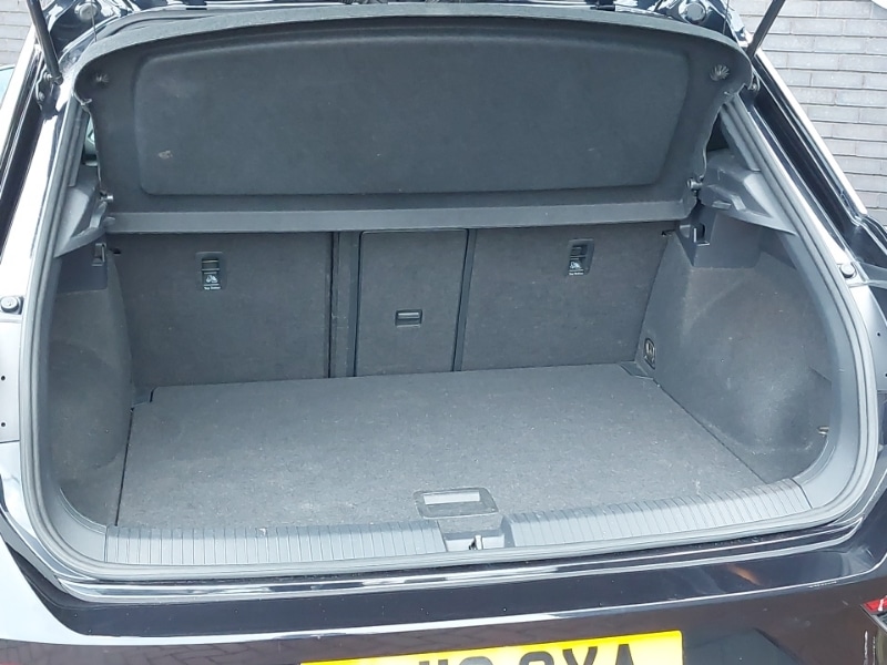 Used Volkswagen T-Roc 2019 for sale - 77264926: Photo 8