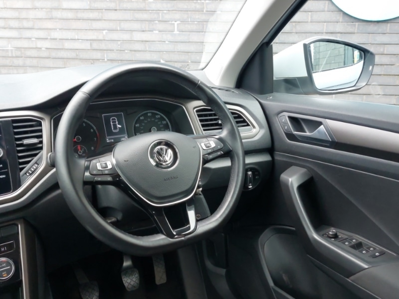 Used Volkswagen T-Roc 2018 for sale - 76506936: Photo 10