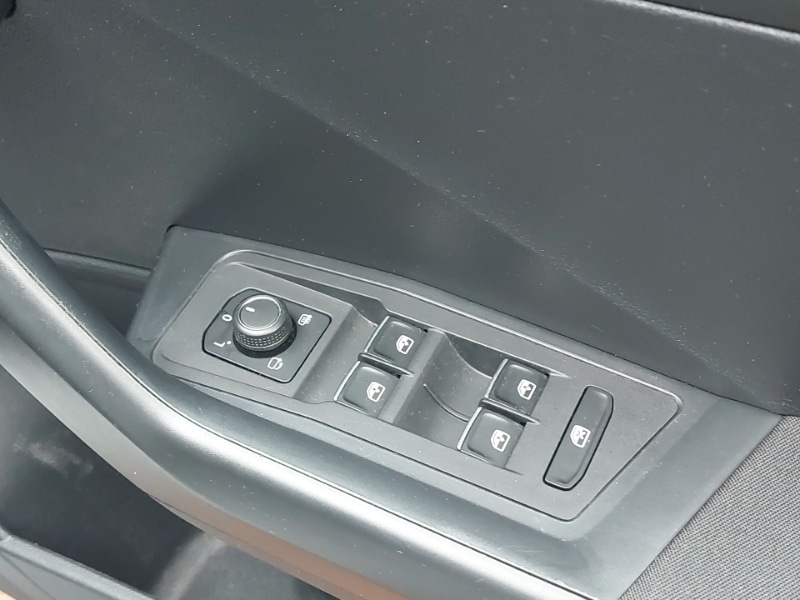 Used Volkswagen T-Roc 2018 for sale - 76506936: Photo 13