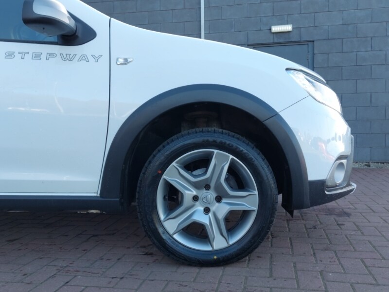 Used Dacia Sandero Stepway 2018 for sale - 77975035: Photo 14