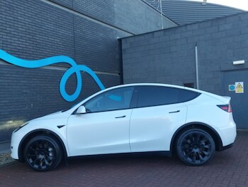 Used Tesla Model Y 2024 for sale - 77252182: Photo