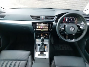 Used Skoda Superb 2023 for sale - 76707711: Photo