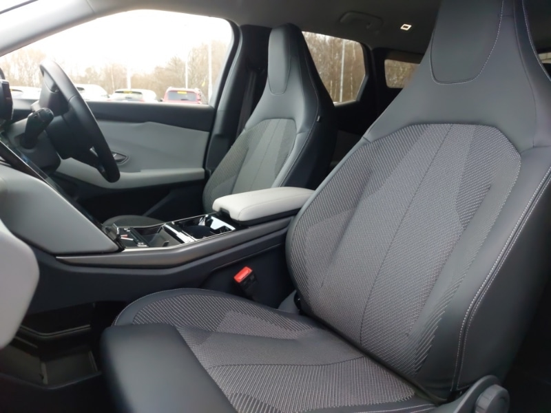 Used Ford Explorer 2025 for sale - 76906852: Photo 12