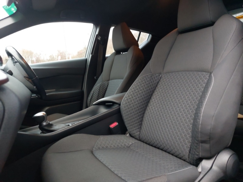 Used Toyota C-HR 2020 for sale - 77338047: Photo 12