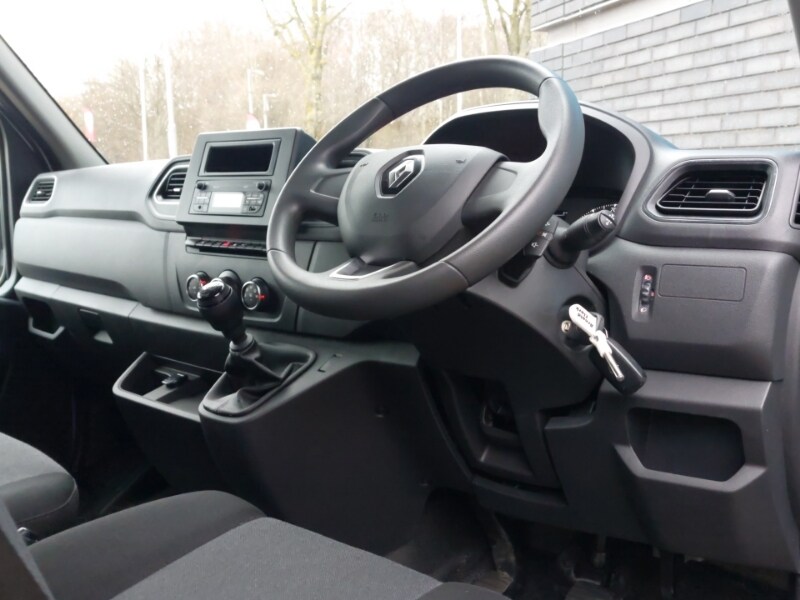 Used Renault Master 2023 for sale - 77466593: Photo 2