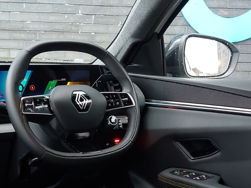 Used Renault Scenic E-Tech 2024 for sale - 77299861: Photo 10