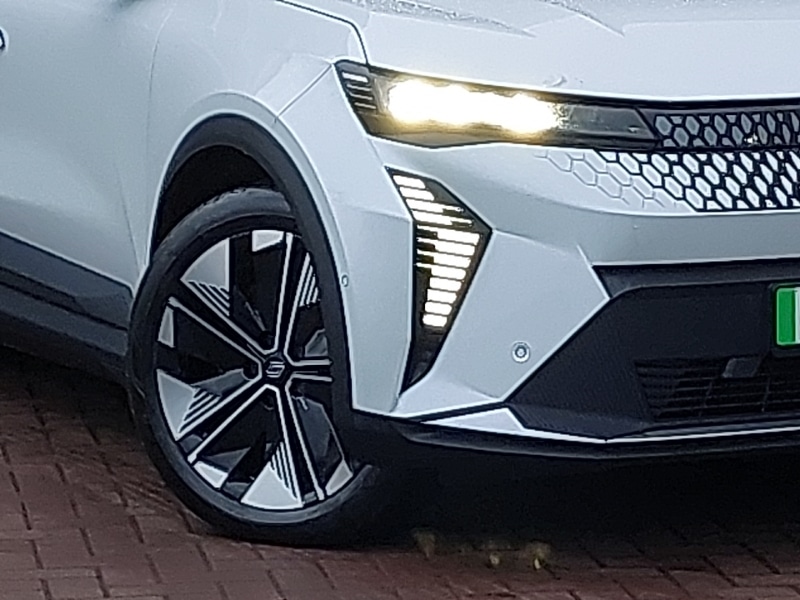 Used Renault Scenic E-Tech 2024 for sale - 77299861: Photo 9