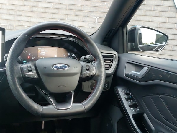 Used Ford Focus 2022 for sale - 76297983: Photo 10