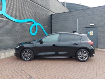 Used Ford Focus 2022 for sale - 76297983: Photo 4