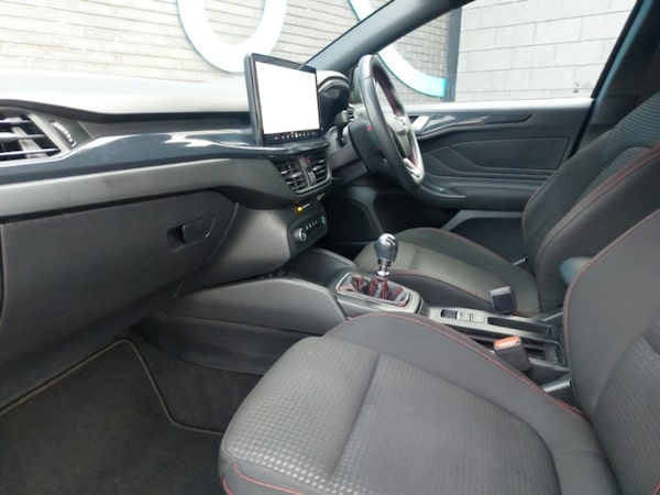 Used Ford Focus 2022 for sale - 76297983: Photo 5