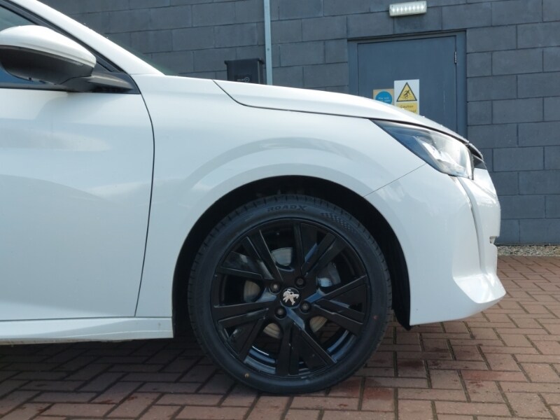 Used Peugeot 208 2020 for sale - 77568855: Photo 14