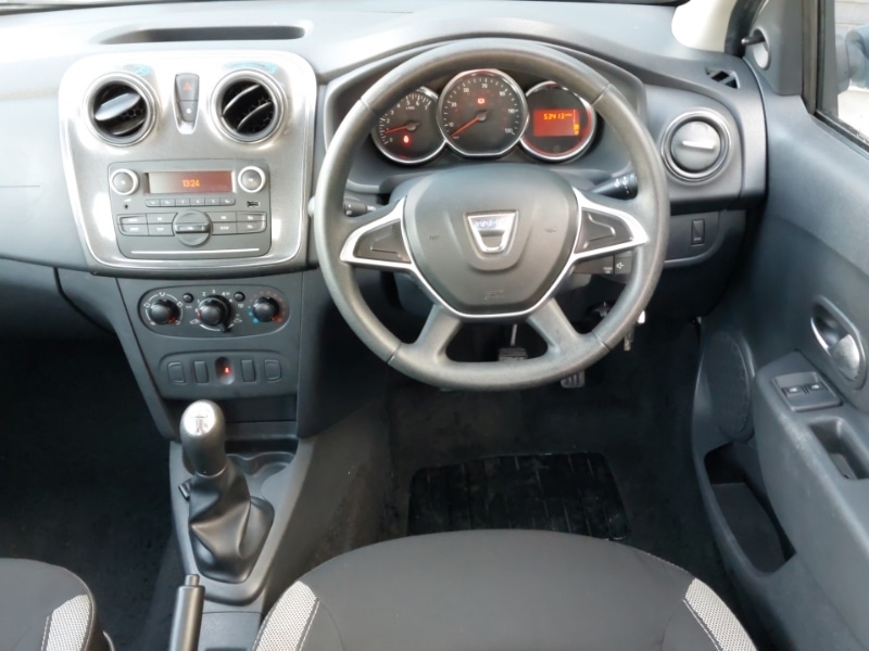 Used Dacia Sandero Stepway 2018 for sale - 77579934: Photo 7