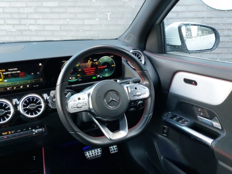 Used Mercedes-Benz EQA 2022 for sale - 77272777: Photo 10