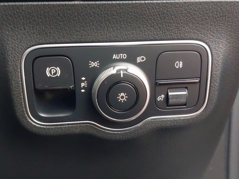 Used Mercedes-Benz EQA 2022 for sale - 77272777: Photo 14